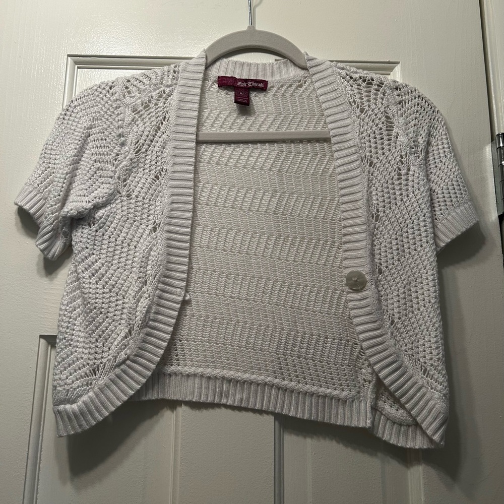 Epic Threads knit rayon short sleeved one button sweater